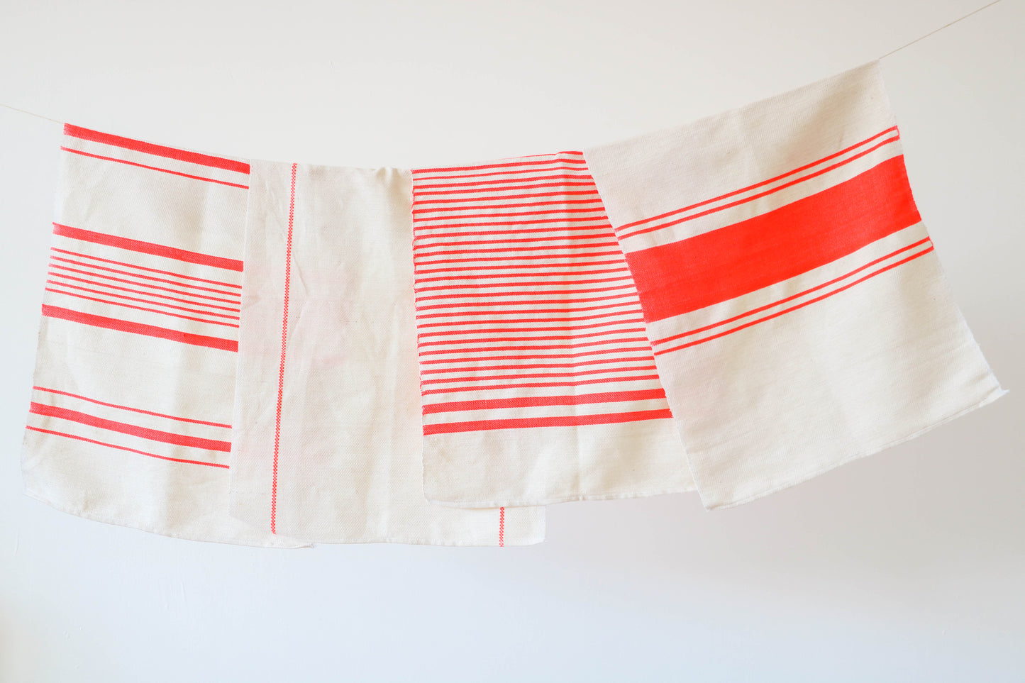 Qelem Towels - Set of 4